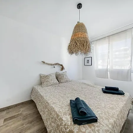 Appartement Centre-les Floralies T3/clim/garage/balcon By Hc *