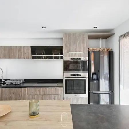 Centre-les Floralies T3/clim/garage/balcon By Hc Appartement *